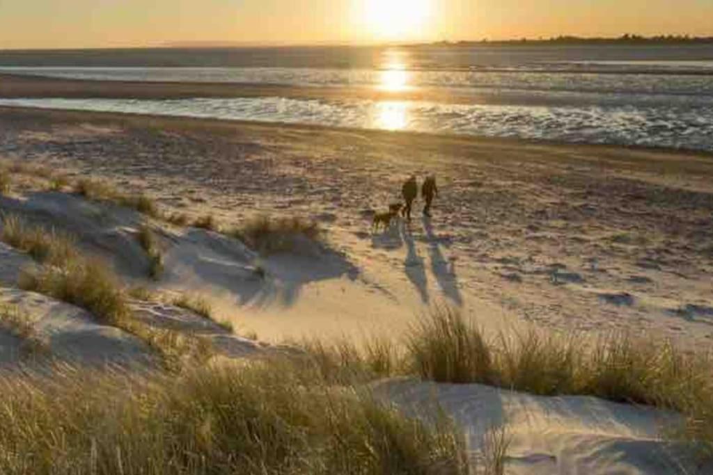 Villa The Sails East Wittering Esterno foto